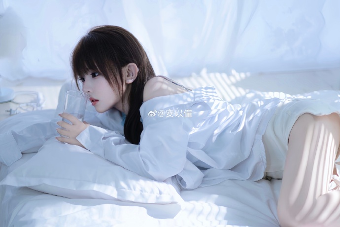 觉醒年代 封面